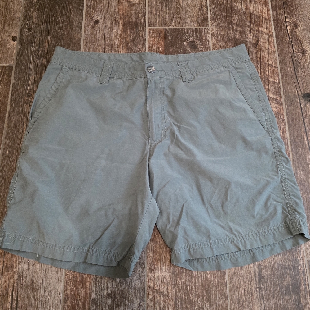 Mens Columbia Shorts (34)